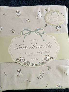 Envogue Twin Sheet Set - White with Pastel Duck and Floral Print